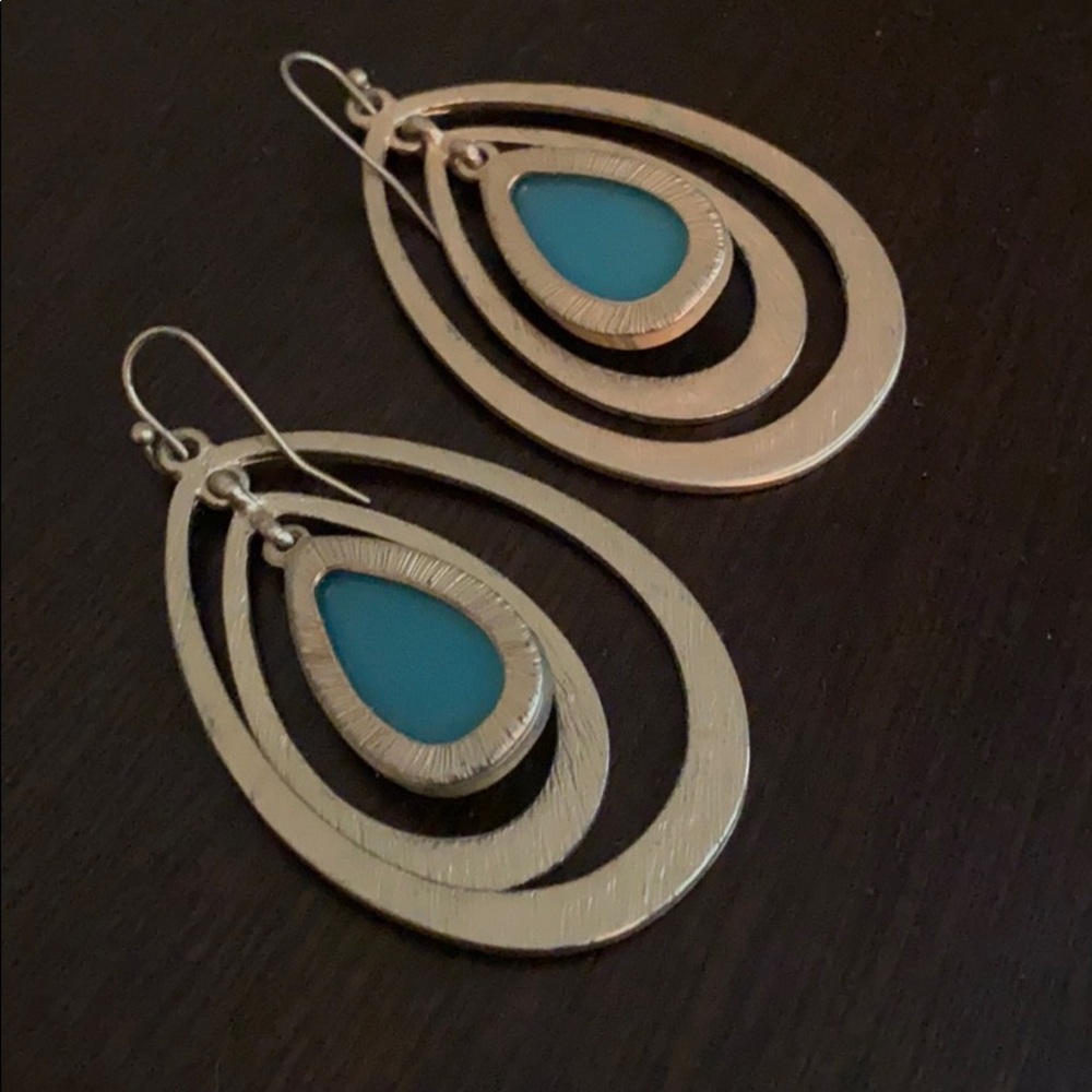 Earrings - Picture 4 of 4